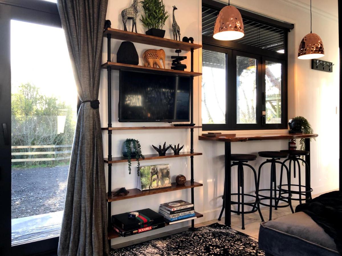 Tiny Home Luxury Farm Escape New Plymouth Egmont Village Exteriör bild